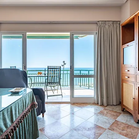 Primera Linea De Playa فوينخيرولا